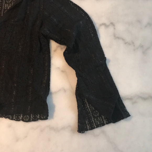 Tristan Lace Blouse - Picture 3 of 3